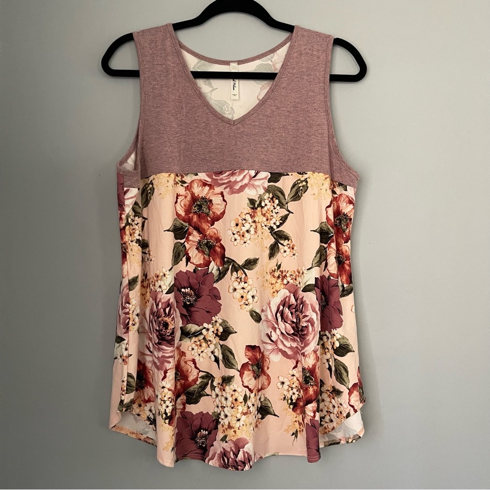 Sleeveless Floral Pink Jersey Tank Top Flowy Size Medium